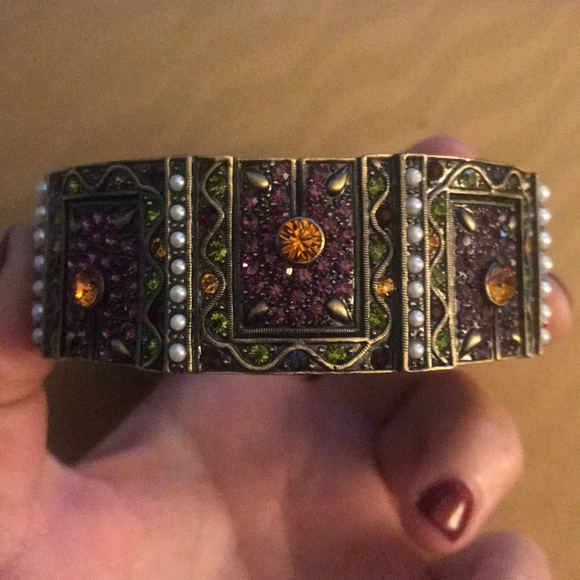 Wide Heidi Daus Bangle - Picture 1 of 4